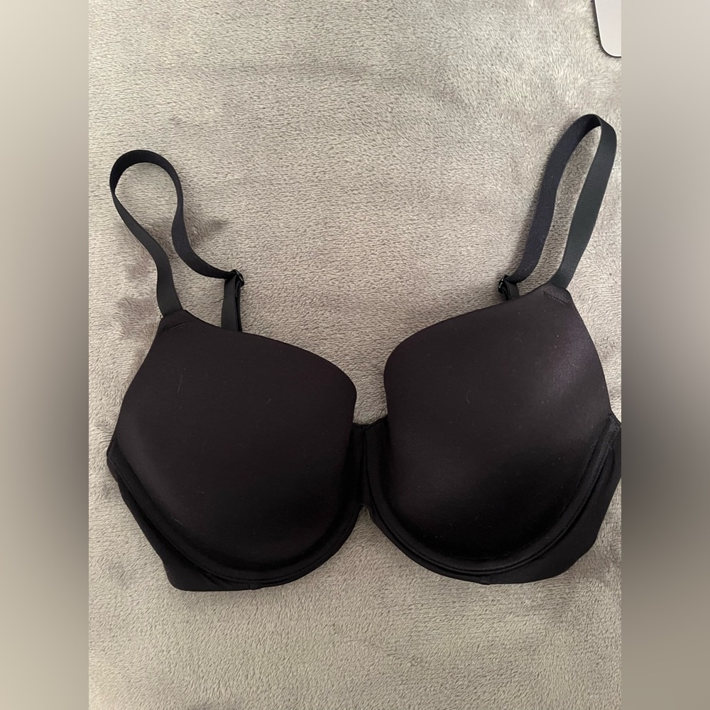 Black underwire bra - NEVER WORN